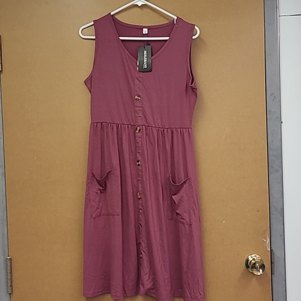 Molerani Size M Plum Sleeveless Faux Button Down Midi Dress